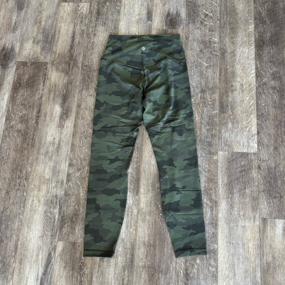 Lululemon 🍋 LULULEMON ALIGN™ PANT II 25" - Heritage 365 Camo Green Twill Multi - Picture 7 of 8